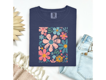 Load image into Gallery viewer, Navy flower Shirt
