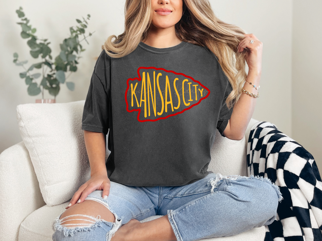 KC Arrowhead Unisex Tee, Pepper