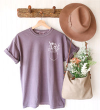 Load image into Gallery viewer, Pocket of Wildflowers Tee
